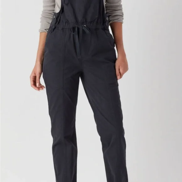 COPY - Dark GREY Duluth Shop Square overalls. - Picture 2 of 9